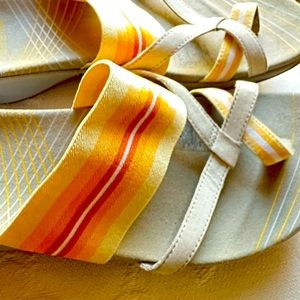 MERRELL ZINNIA Mule, Sandal, Flipflop Size 9US